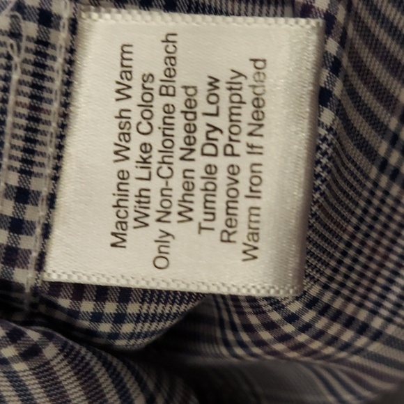 JOS A BANK Traveler Traditional Fit Long Sleeve Plaid Button Down Dress Shirt - Picture 11 of 12